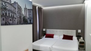 114D9328-F9E0-475C-A4A7-14E37F7CC806